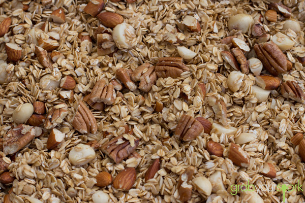 Baked Maple Mix Nut Granola