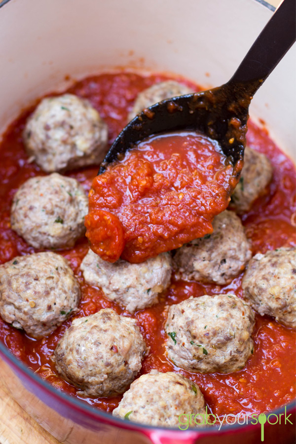 Classic Meatballs in Tomato Sauce