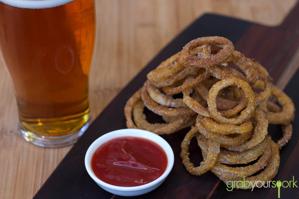 Baked Onion Rings with Beer