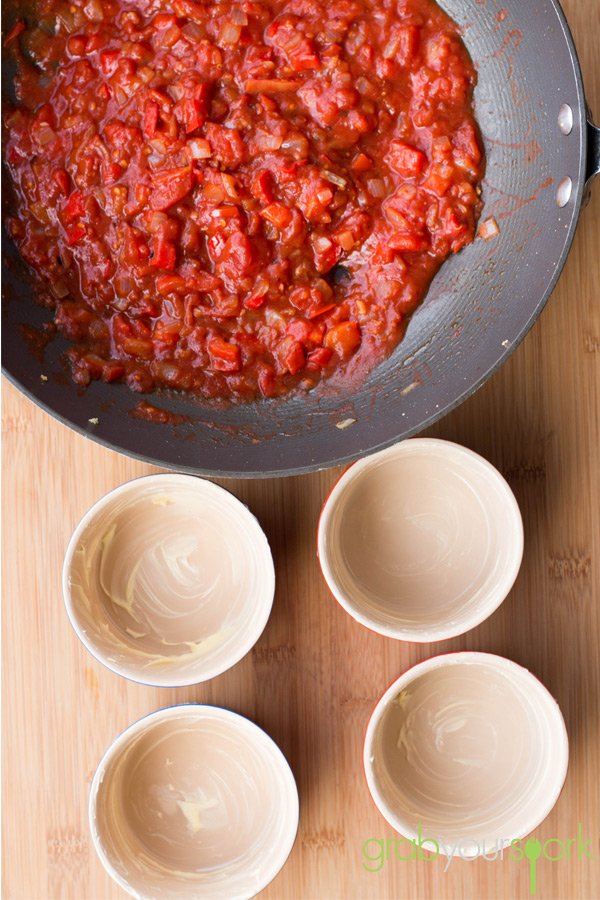 Spanish Baked Eggs Ingredients