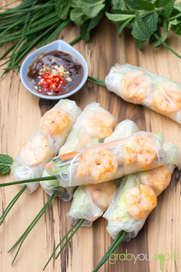 Prawn Rice Paper Rolls with Hoisin Dipping Sauce