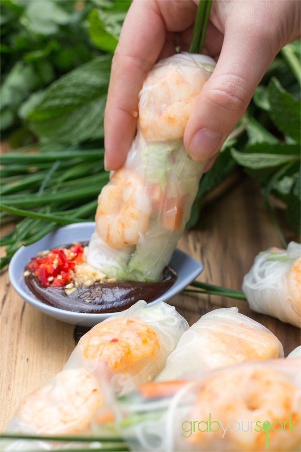 Prawn Rice Paper Rolls with Hoisin Dipping Sauce - Grab Your Spork ...