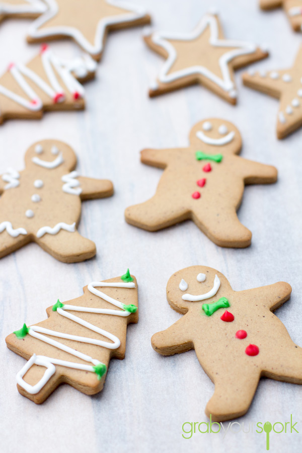 Simple Gingerbread Cookies