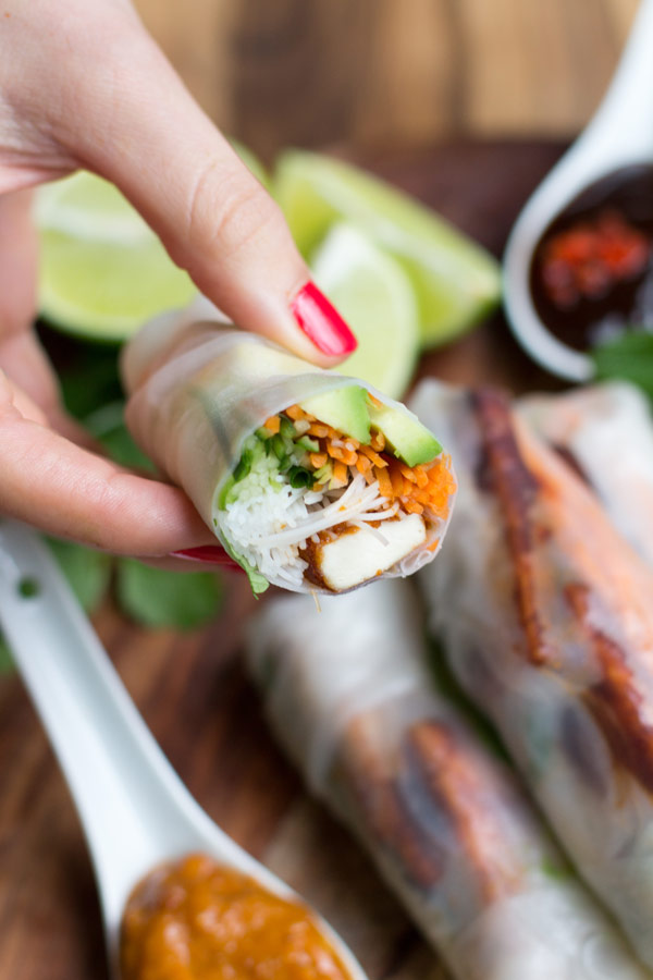 Vegetarian rice paper rolls - Grab Your Spork | grabyourspork.com